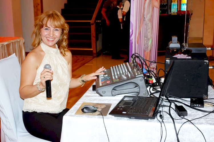 Dj Onesti – Dj Lili cea mai apreciata Dj din judetul Bacau