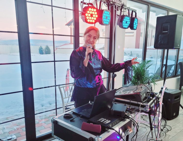 Dj Onesti – Dj Lili cea mai apreciata Dj din judetul Bacau